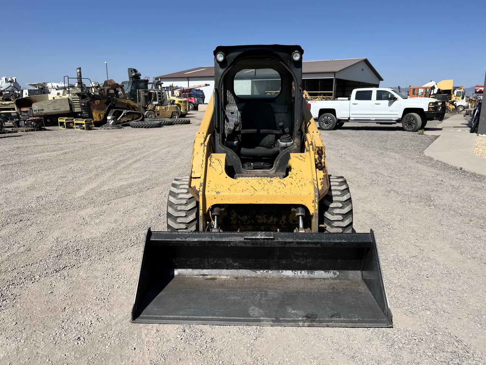 ./imagenes/INVOICE/2019/16437/MINI CATERPILLAR 262D (6).JPG